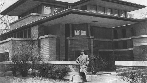 Enastående arkitektur i harmoni med det Ultimata formatet.