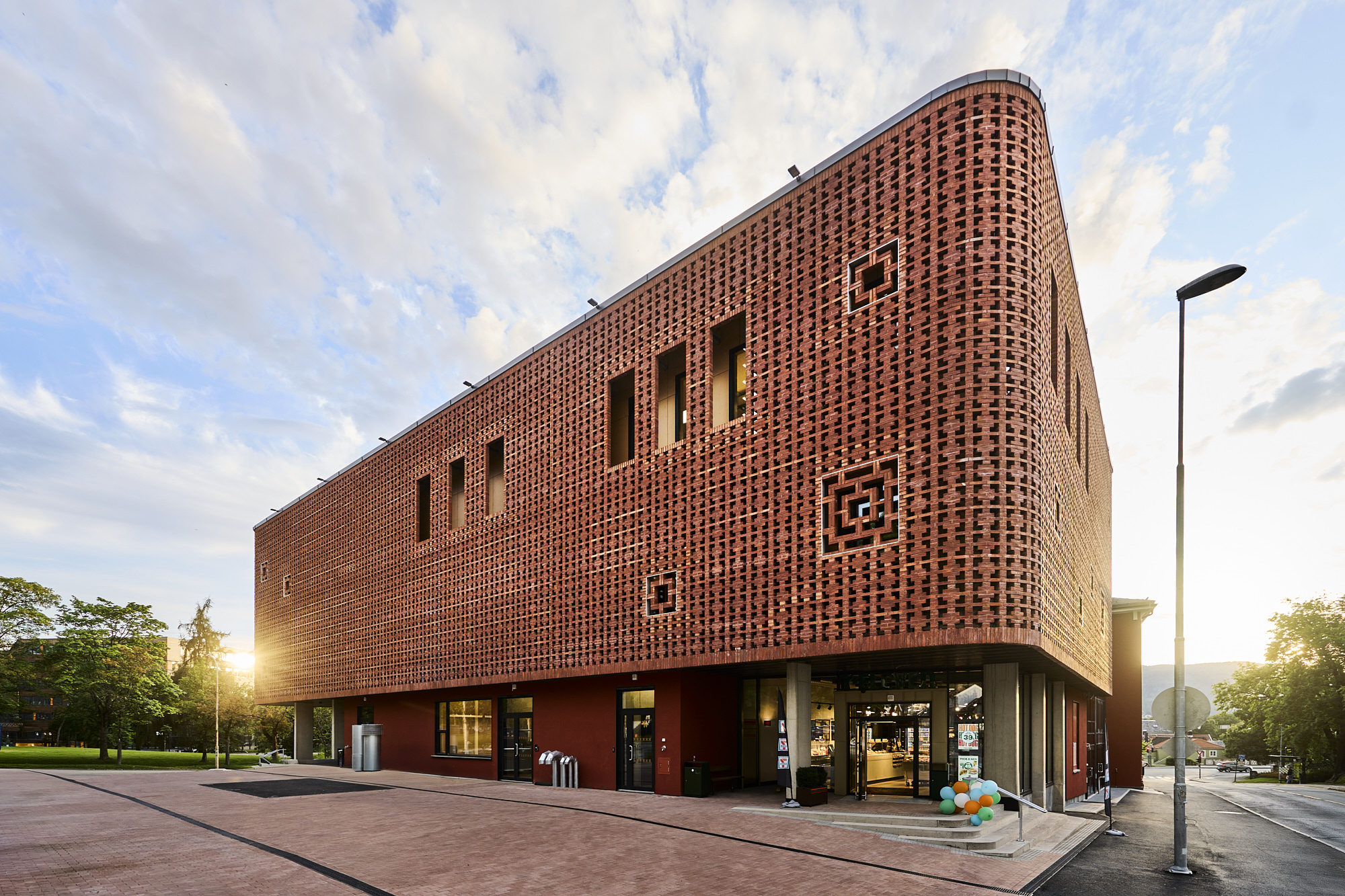 Studentsamfundet - En unik förlängning av en befintlig byggnad.